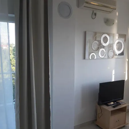 Paradise Apartment *